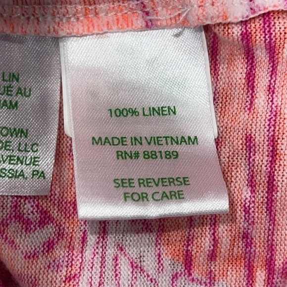 Lilly Pulitzer Linen Top S Cheeky Melon Rule Breakers Pocket Notch Split Neck - Picture 7 of 7